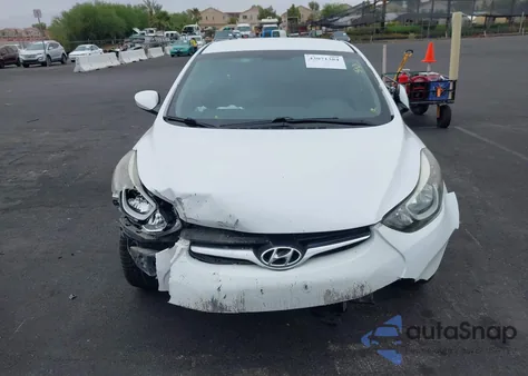 2016 Hyundai Elantra Se z USA, uszkodzony, nr VIN 5NPDH4AE4GH775006